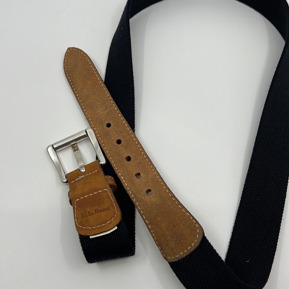 L.L. Bean Men's Comfort Waist Belt Navy - Picture 6 of 8